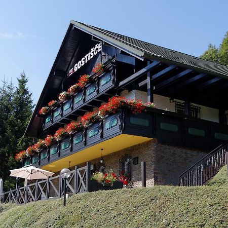 Pod Orehi Guest House Loce pri Poljcanah 외부 사진