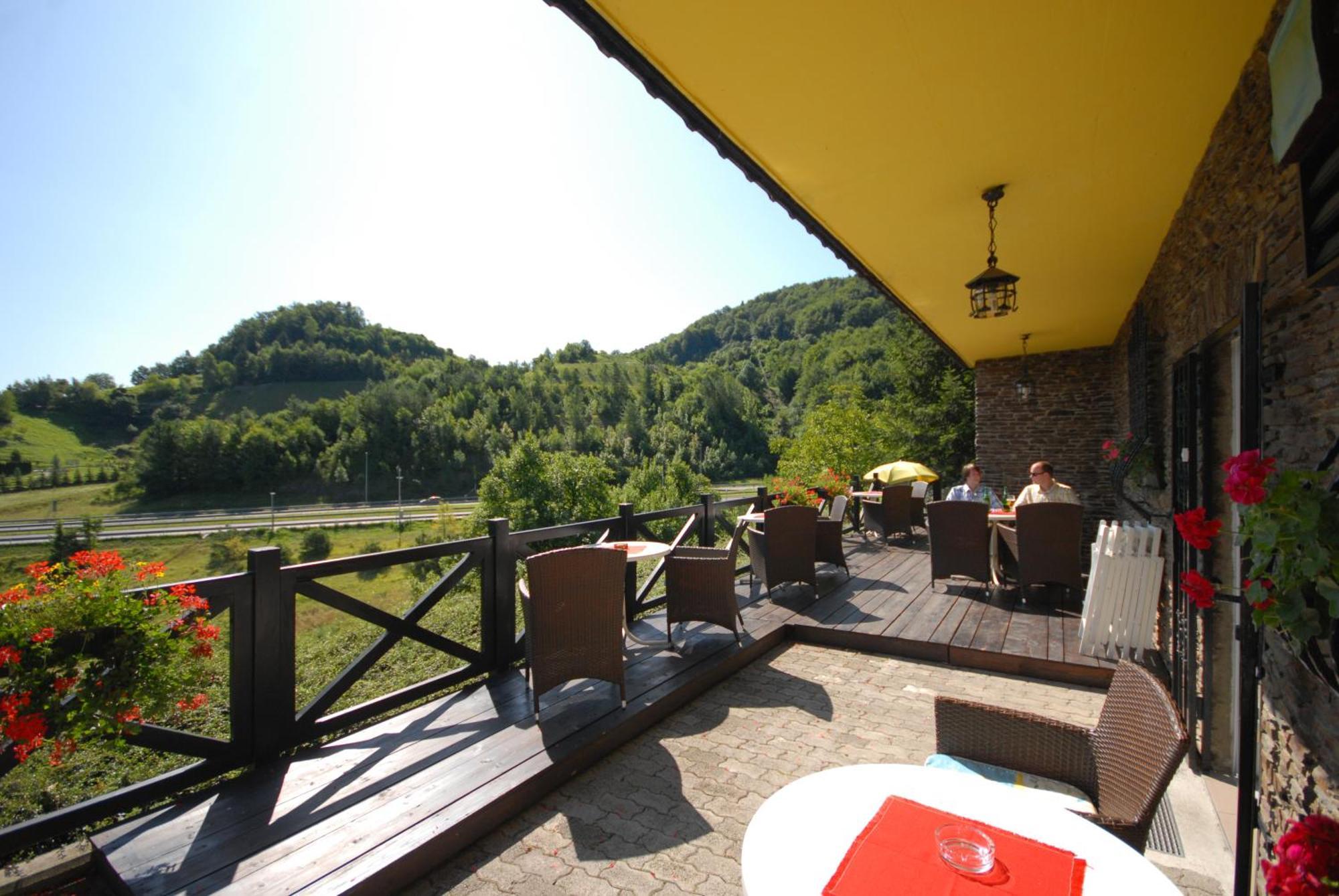 Pod Orehi Guest House Loce pri Poljcanah 외부 사진