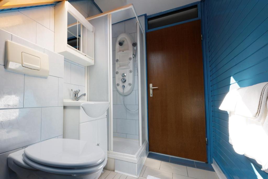 Pod Orehi Guest House Loce pri Poljcanah 객실 사진