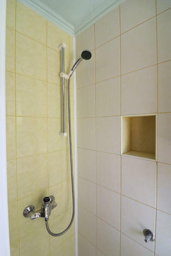 Pod Orehi Guest House Loce pri Poljcanah 외부 사진